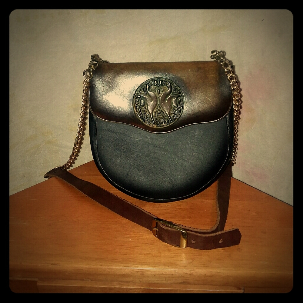 Blk & Brwn Leather Purse